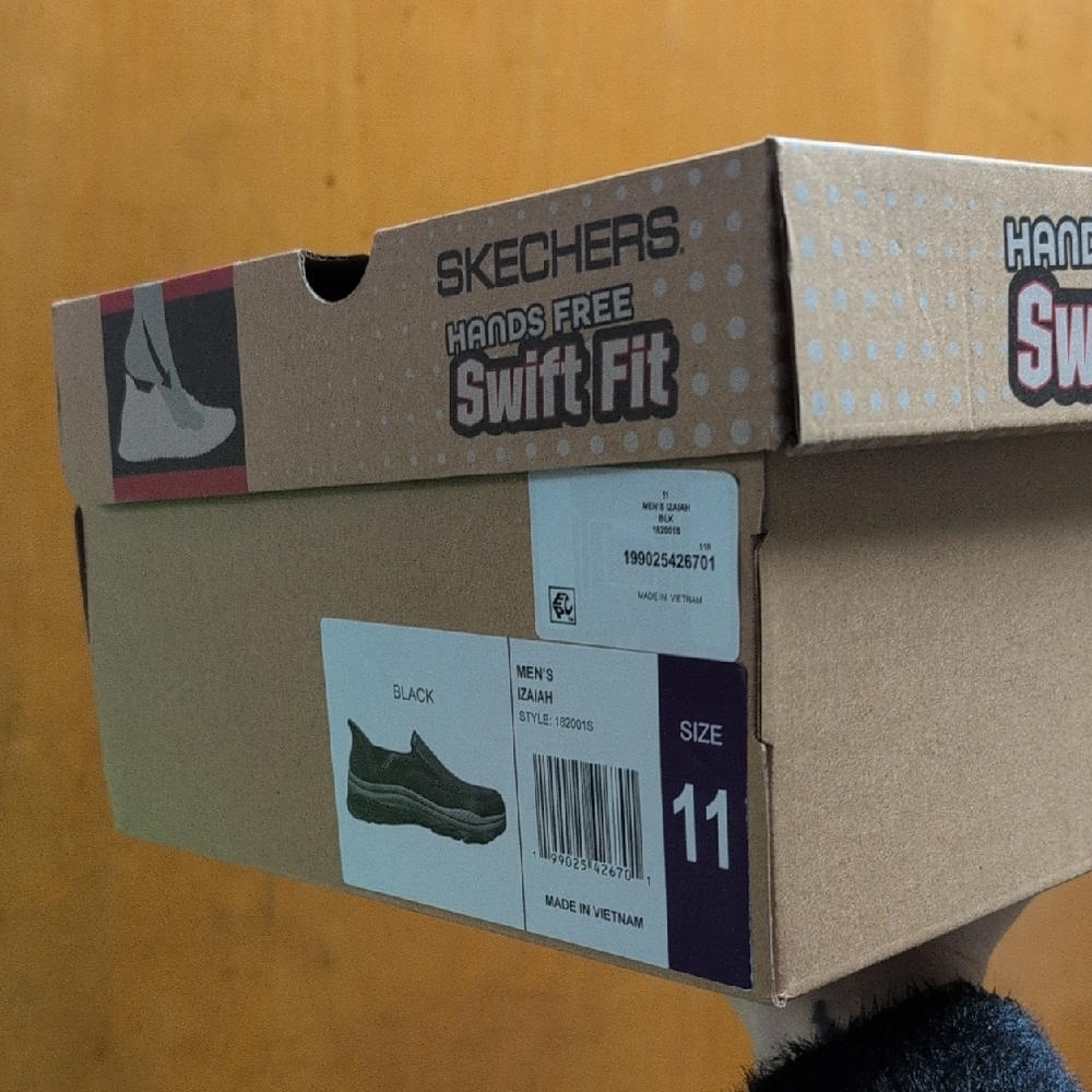 Skechers Black Hands Free Swift Fit Men's Shoes